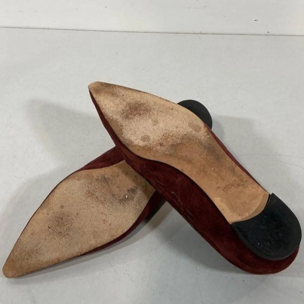 Manolo Blahnik very good